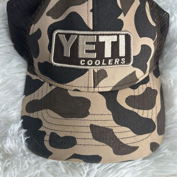Yeti Camo Hat - Picture 8 of 8